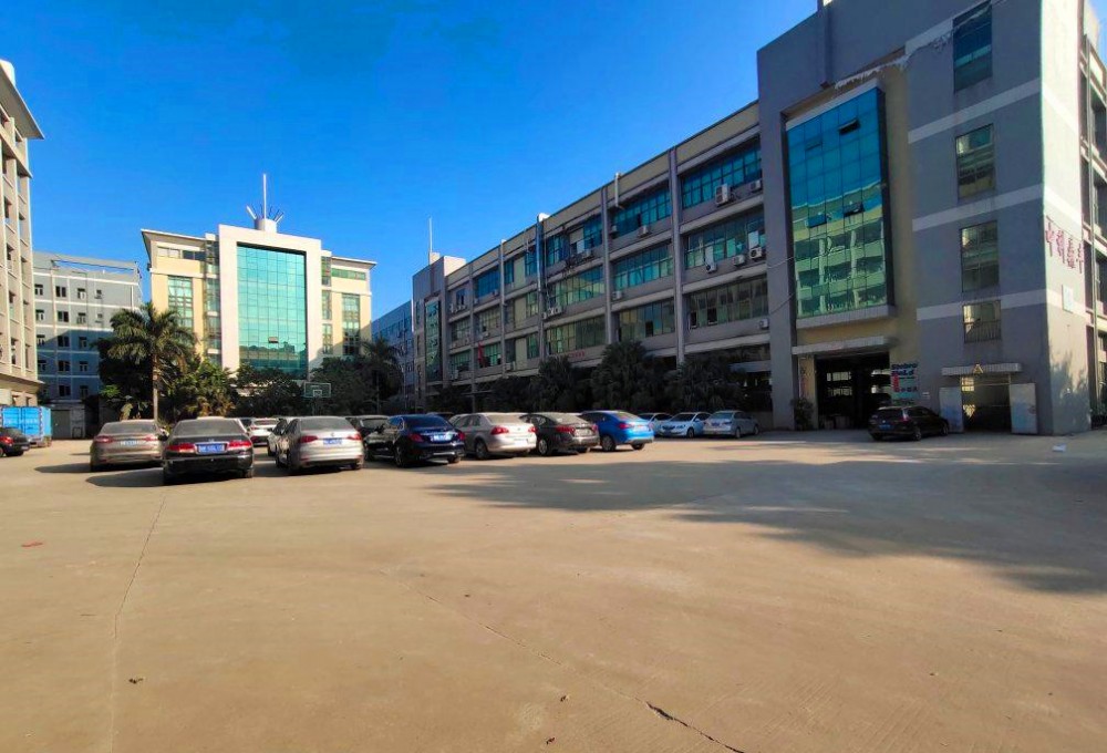 塘廈沙湖新出樓上2500㎡藍(lán)色地坪漆帶消防噴淋形象高端低價(jià)甩