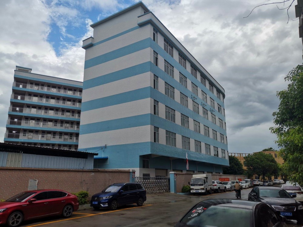 橫瀝鎮(zhèn)一手業(yè)主新建全新廠房招租正規(guī)工業(yè)用地零公攤現(xiàn)房待租