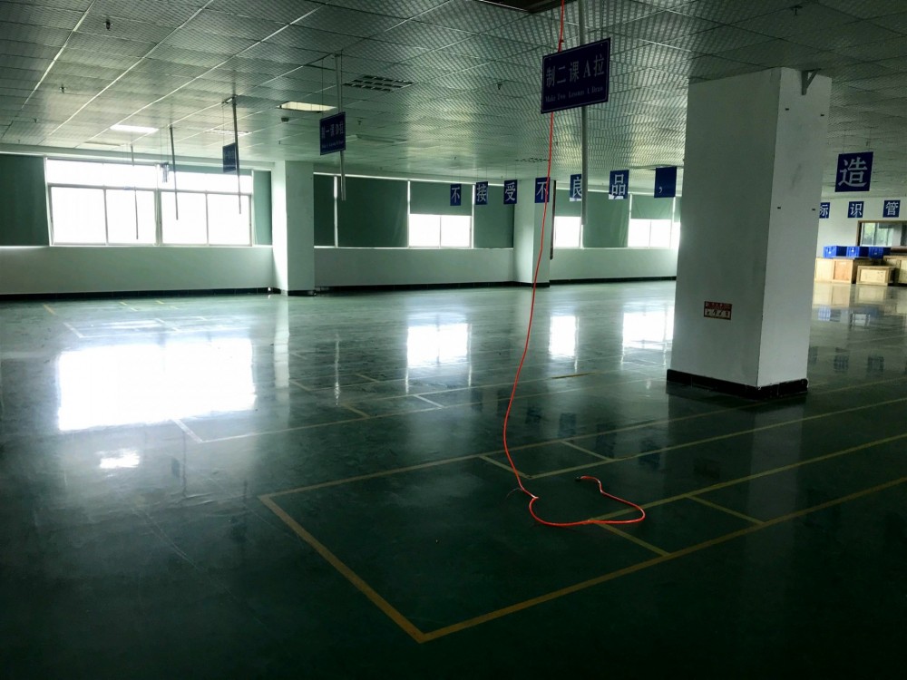 石碣鎮(zhèn)政府附近樓上電子廠房出租1100
