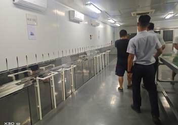 自動線噴油廠房2000平無塵車間