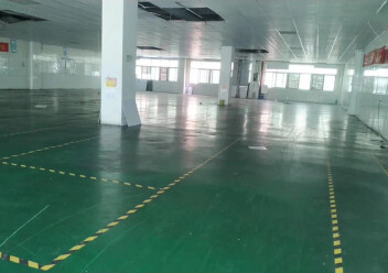 長安上角新空出重工業(yè)廠房一二層4380平